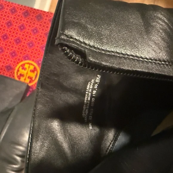 TORY BURCH Grove 100MM
Bootie Black Leather - Picture 7 of 7